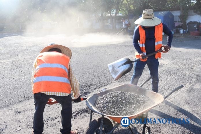 Iffecol remoza área de juegos mecánicos en la Feria de Colima, para facilitar accesibilidad y movilidad (3)