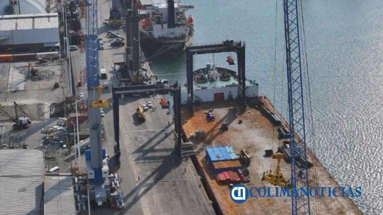 Llegan dos nuevas grúas para Contecon en el Puerto de Manzanillo