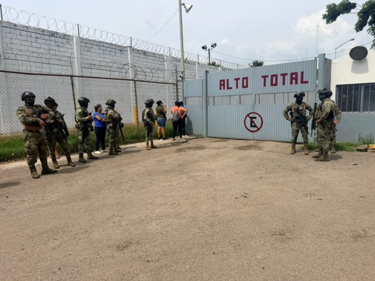 Reportan disparos al interior del penal de Mazatlán