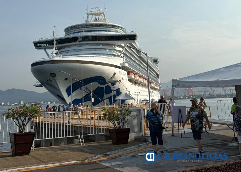 Ruby Princess arriba a Manzanillo abriendo la temporada 2026-2027 de cruceros