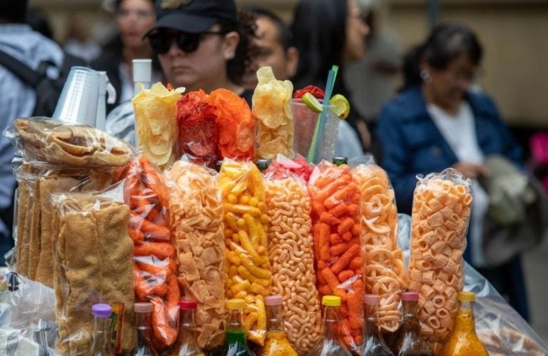SCJN prohíbe la venta de comida chatarra en todas las escuelas, incluidas universidades