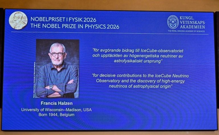 Premio Nobel de Física reconoce a Halzen por el hallazgo de neutrinos cósmicos
